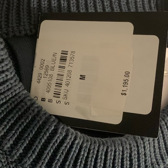 Authentic dark grey Givenchy sweater - Picture 3 of 3
